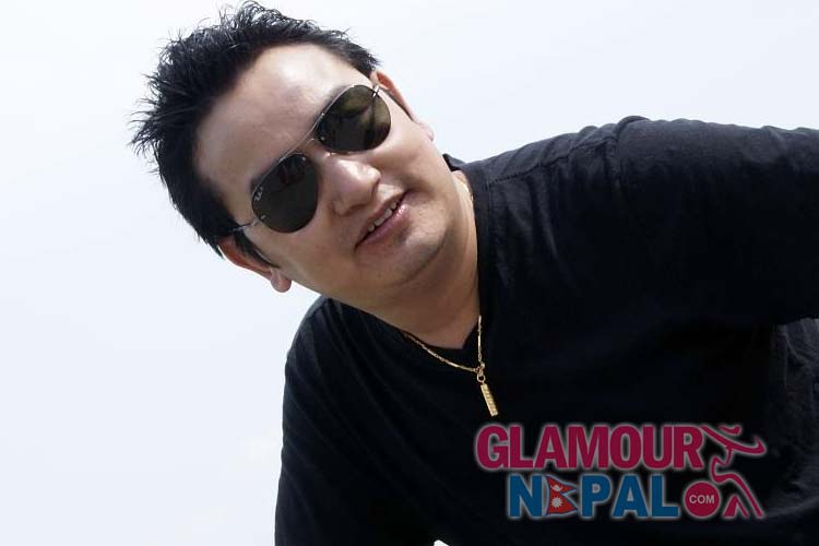 Roshan-Gurung-Singer-2